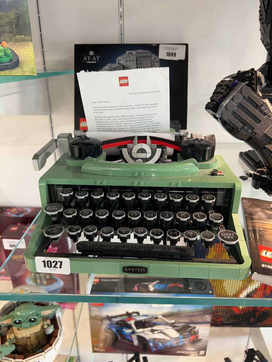 Lot 1027 - Lego Ideas typewriter (21327) with manual and...