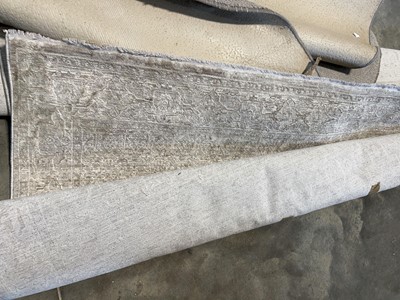 Lot 1489 - Nourison Home Dawn area rug size 1.6 x 2.2m