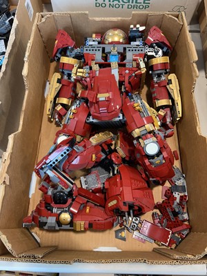 Lot 1054 - Lego Marvel Hulkbuster (76210)