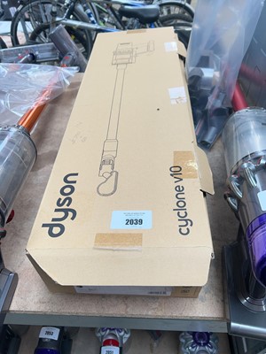 Lot 2039 - Dyson Cyclone V10 with battery, charger and...