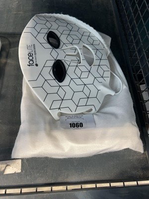 Lot 1060 - Unboxed faceLITE Evolution beauty boosting...