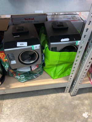 Lot 1221 - Gourmia automatic soft serve ice cream maker,...