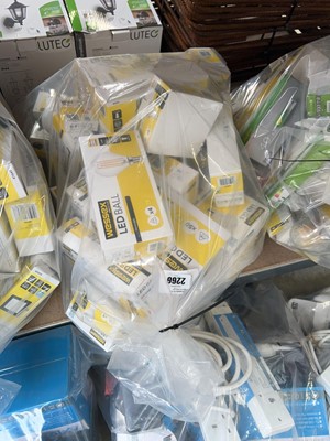 Lot 2266 - Bag containing Wessex LED lightbulbs