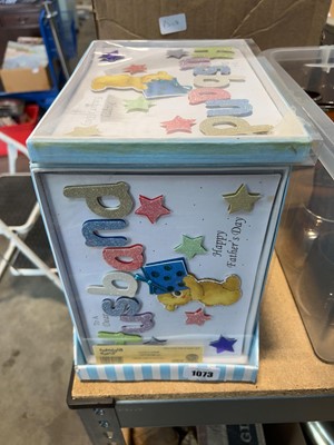Lot 1073 - Tray containing 12 packs of Happy Father's Day...